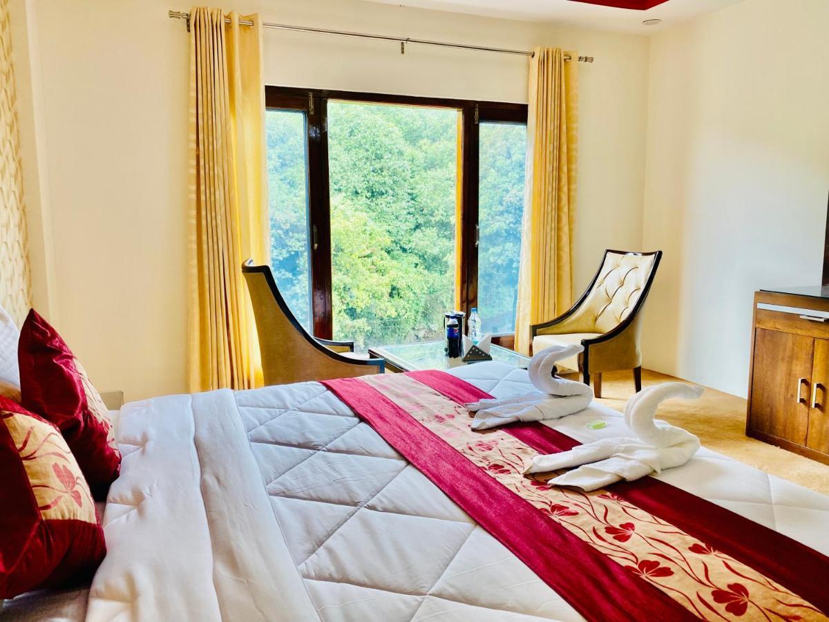 Royal Green Mashobra - Mountain And Valley View Rooms Shimla Zewnętrze zdjęcie