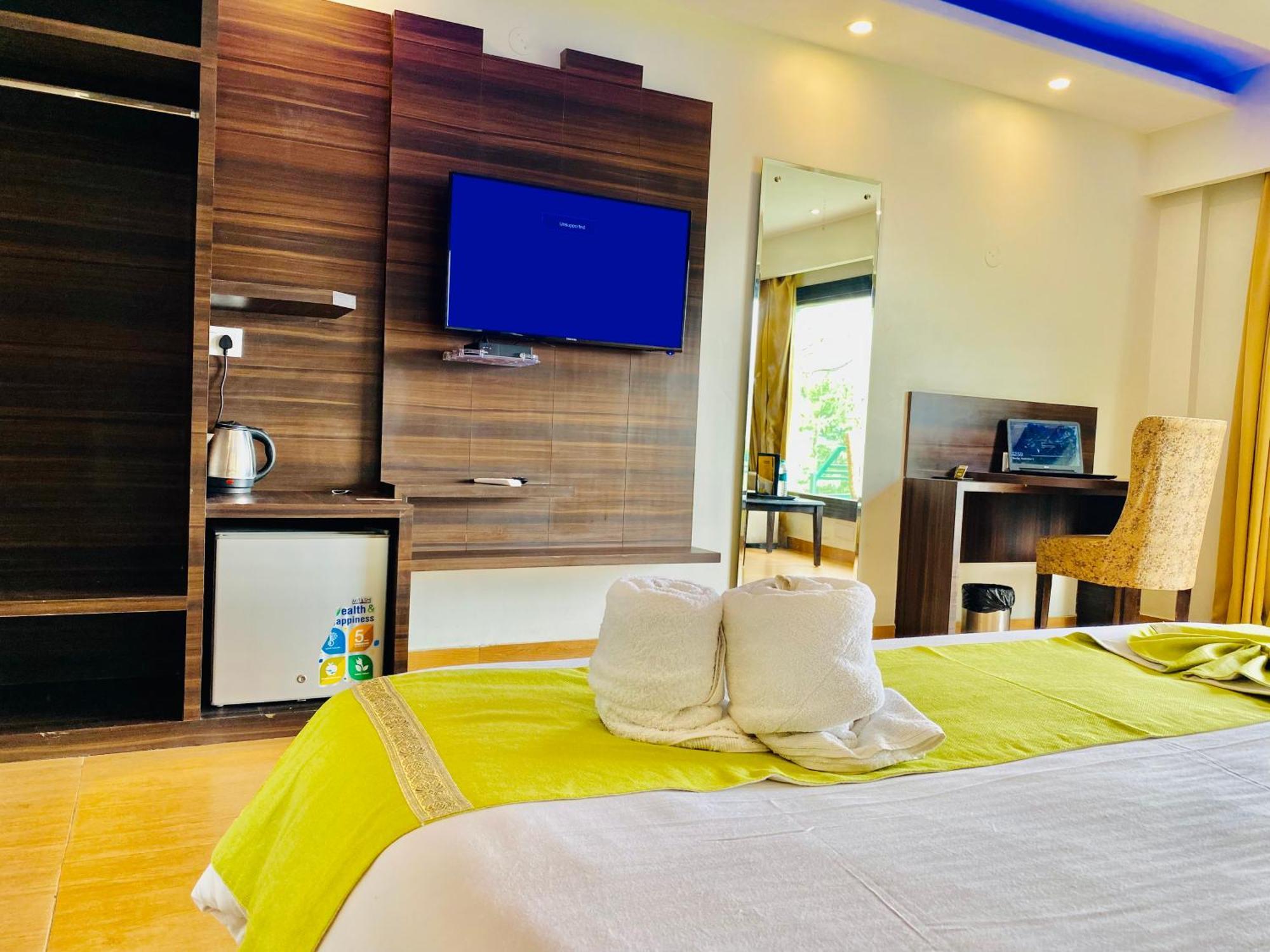 Royal Green Mashobra - Mountain And Valley View Rooms Shimla Zewnętrze zdjęcie