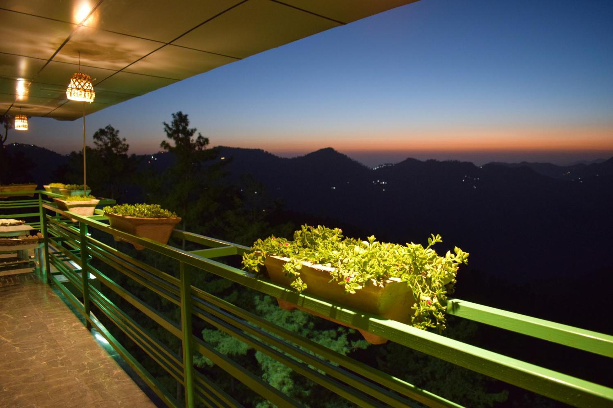 Royal Green Mashobra - Mountain And Valley View Rooms Shimla Zewnętrze zdjęcie